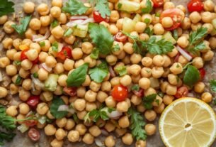 Salada de Grão-de-Bico com Ervas Frescas e Limão